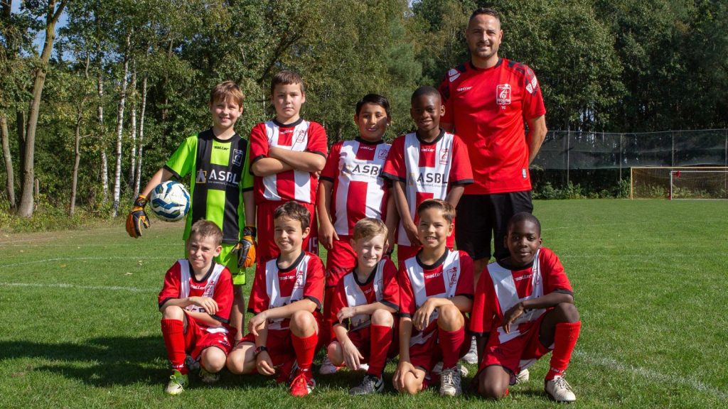 U10